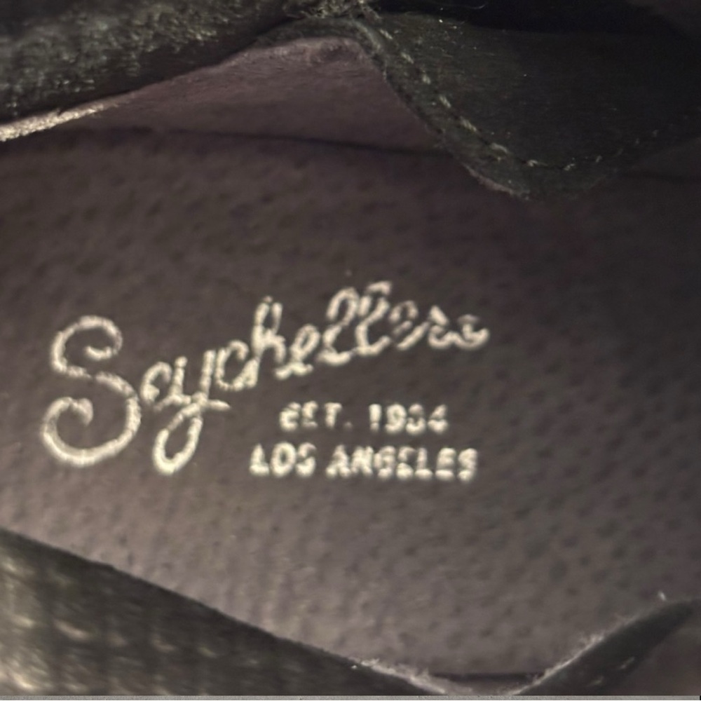 Seychelles Score Black Suede Snake Embossed Zip Bootie Ankle Boot Size 8 - Picture 9 of 9